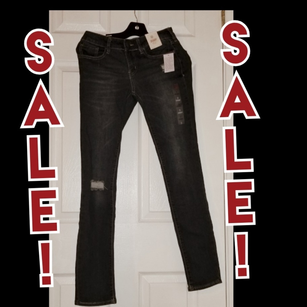 Brand New Low Rise Skinny Jeans